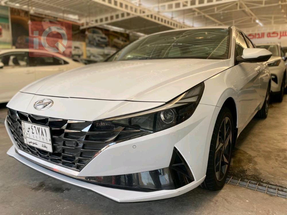 هیوندای ئەلەنترا